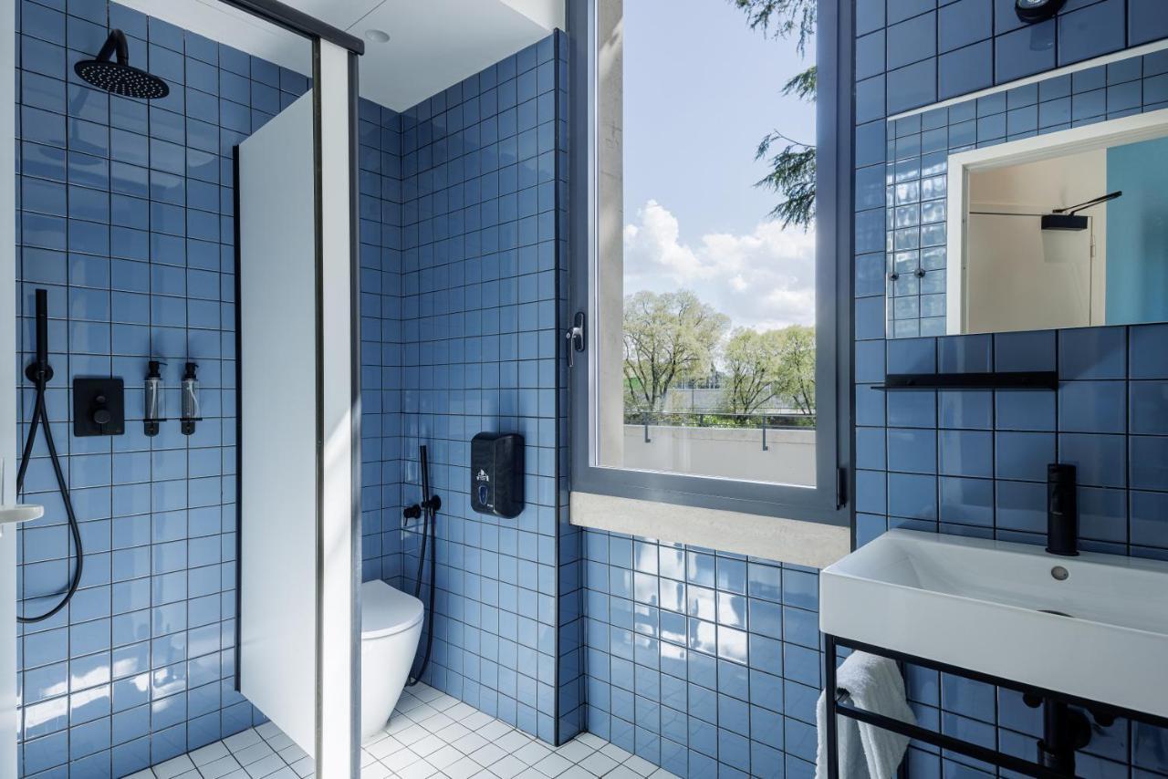 Yellowsquare Hostal *